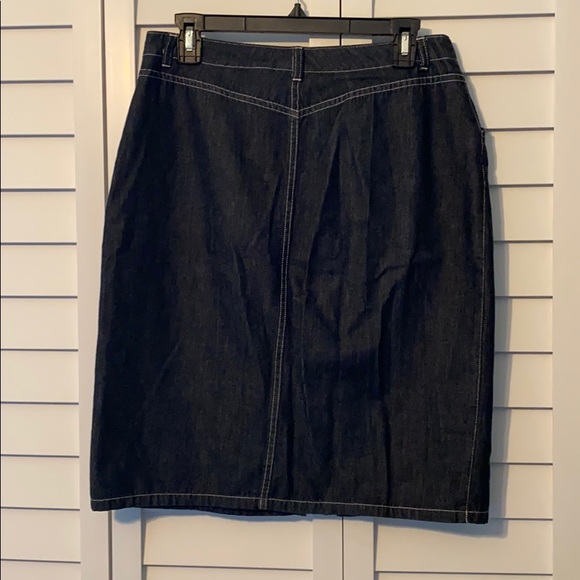 LIZ CLAIBORNE DENIM SKIRT - Picture 2 of 3